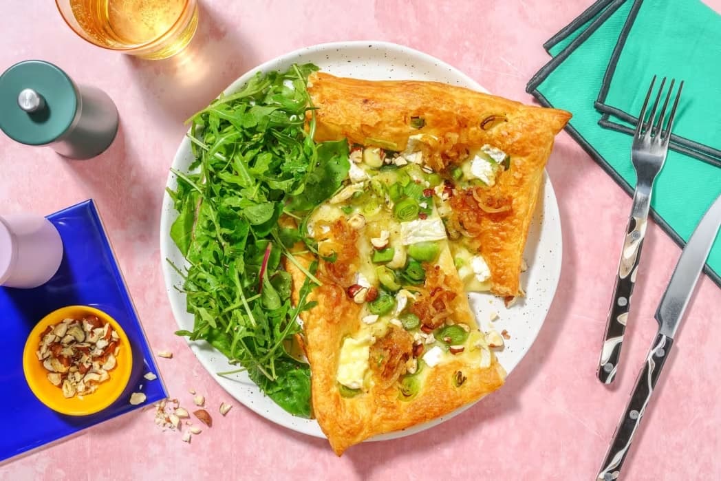 Immagine di Torta di sfoglia al brie fondente e porri